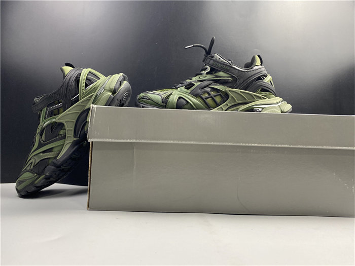 BLCG Track.2 Khaki  568614 W3AE1 2311