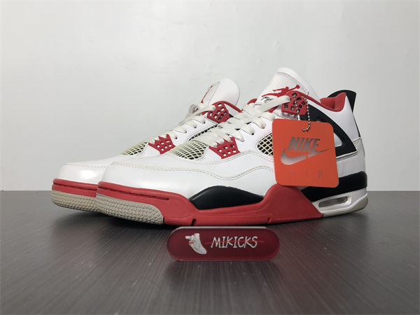 Jordan 4 Retro FIRE RED DC7770-160