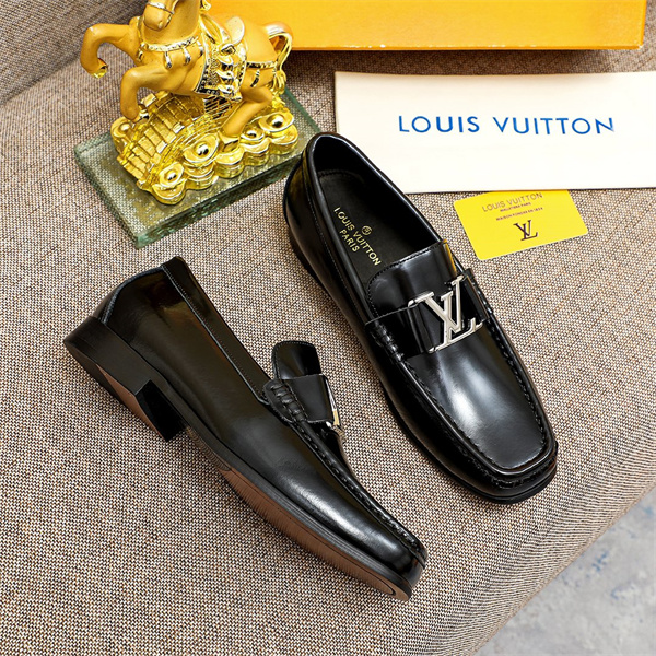 Lv Loafer 028