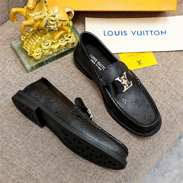 Lv Loafer 040