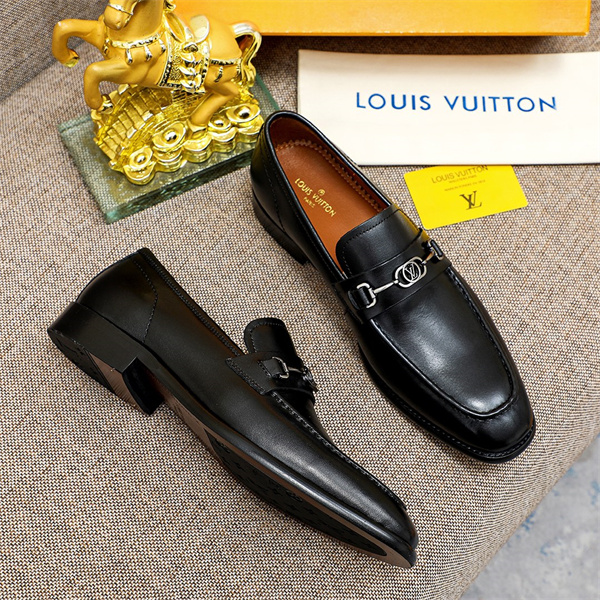 Lv Loafer 042