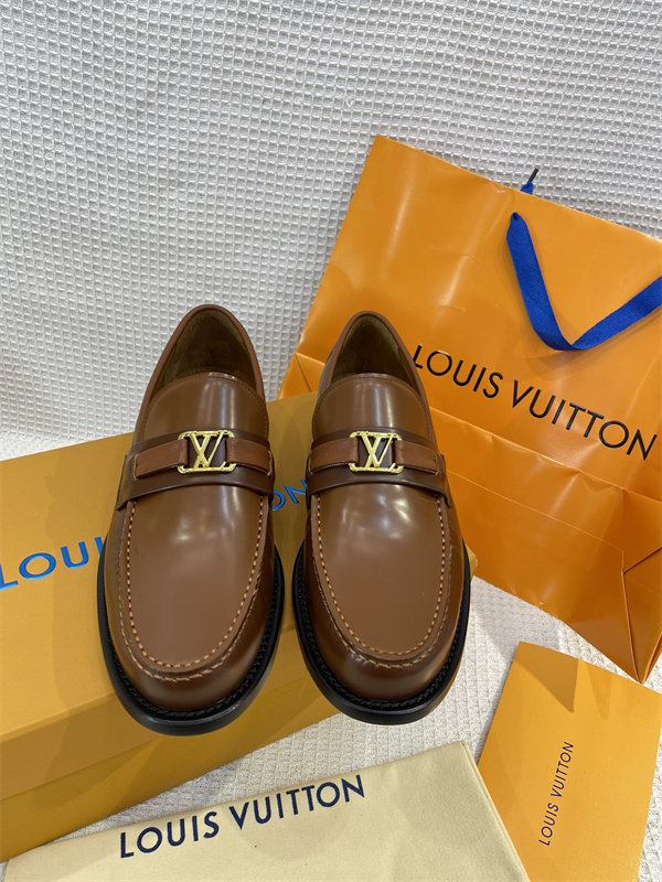 Lv Loafer 052