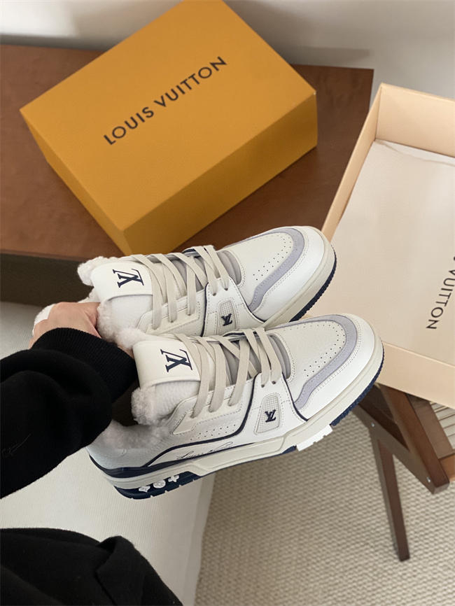 Lv Trainer Sneaker 36