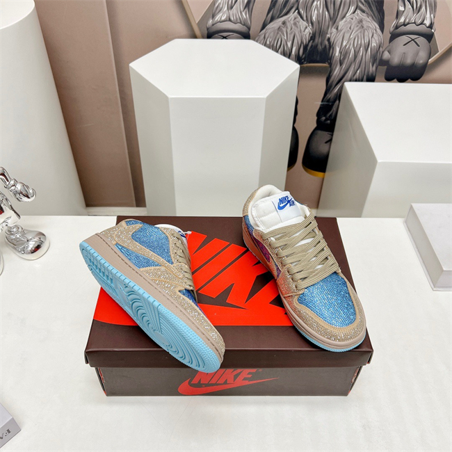 Nike Air Jordan 1 Low crystal T104