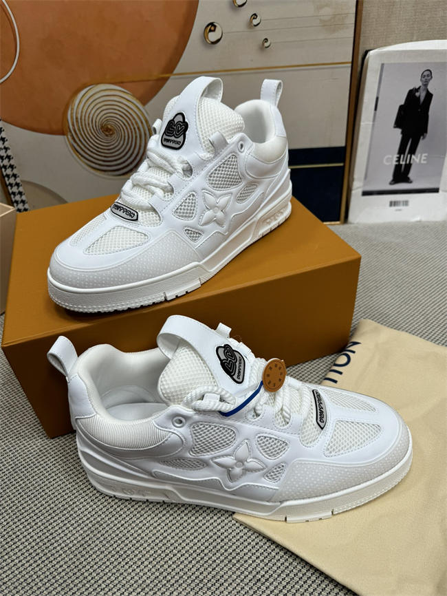 Lv Trainer Sneaker