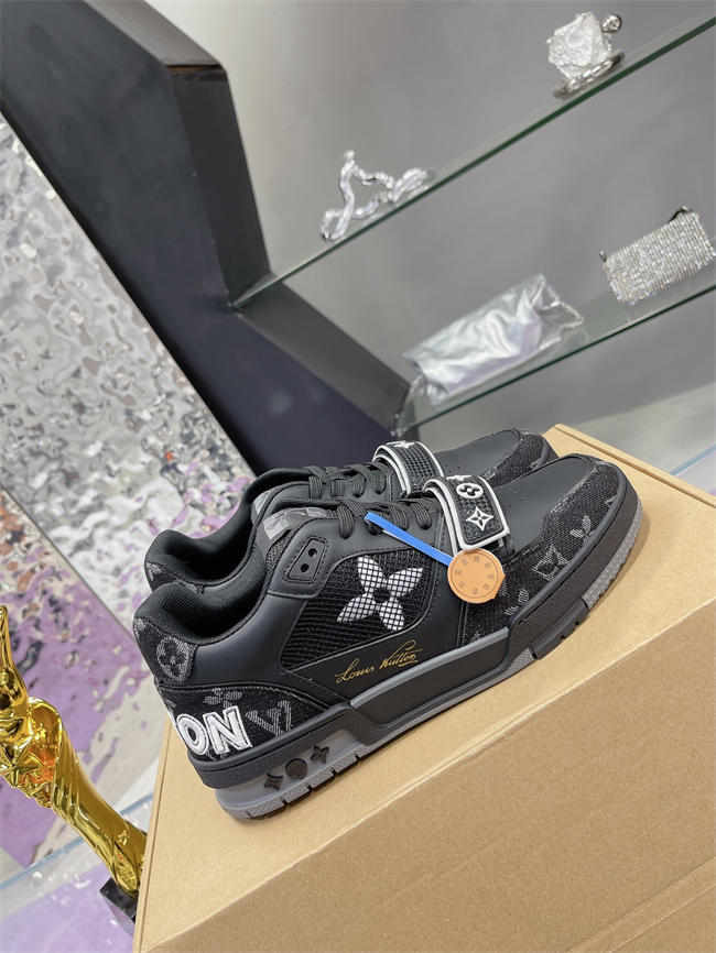 LV Trainer Sneaker