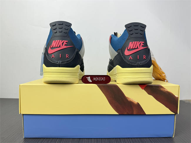 Jordan 4 Retro Union Off Noir DC9533-001