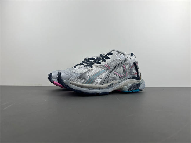 7.5Ba*len*cia*ga 772774-w3rny-0322